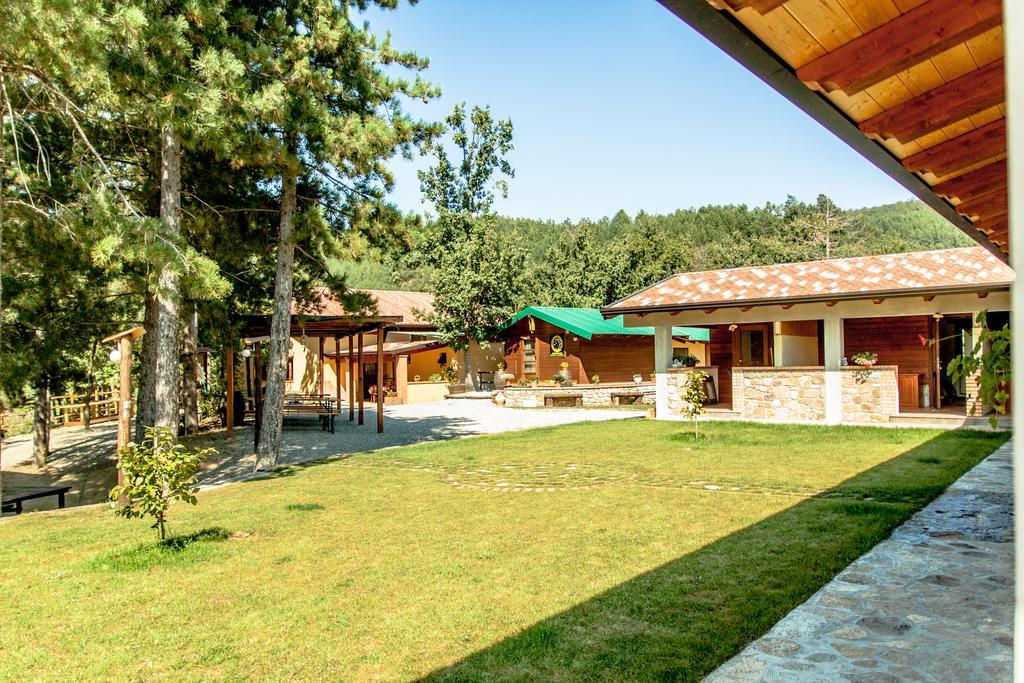 La Taverna Dei Briganti Hotel Cotronei Exterior foto