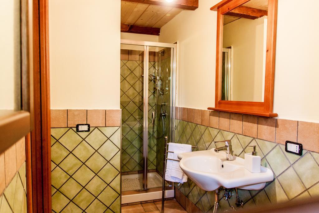 La Taverna Dei Briganti Hotel Cotronei Quarto foto